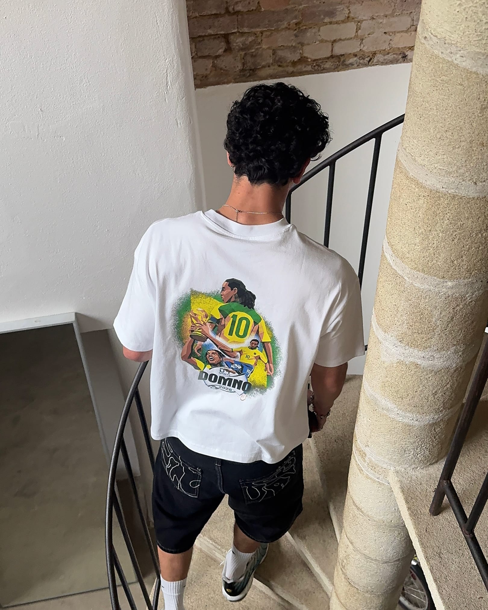 SUMMER TEES 26'