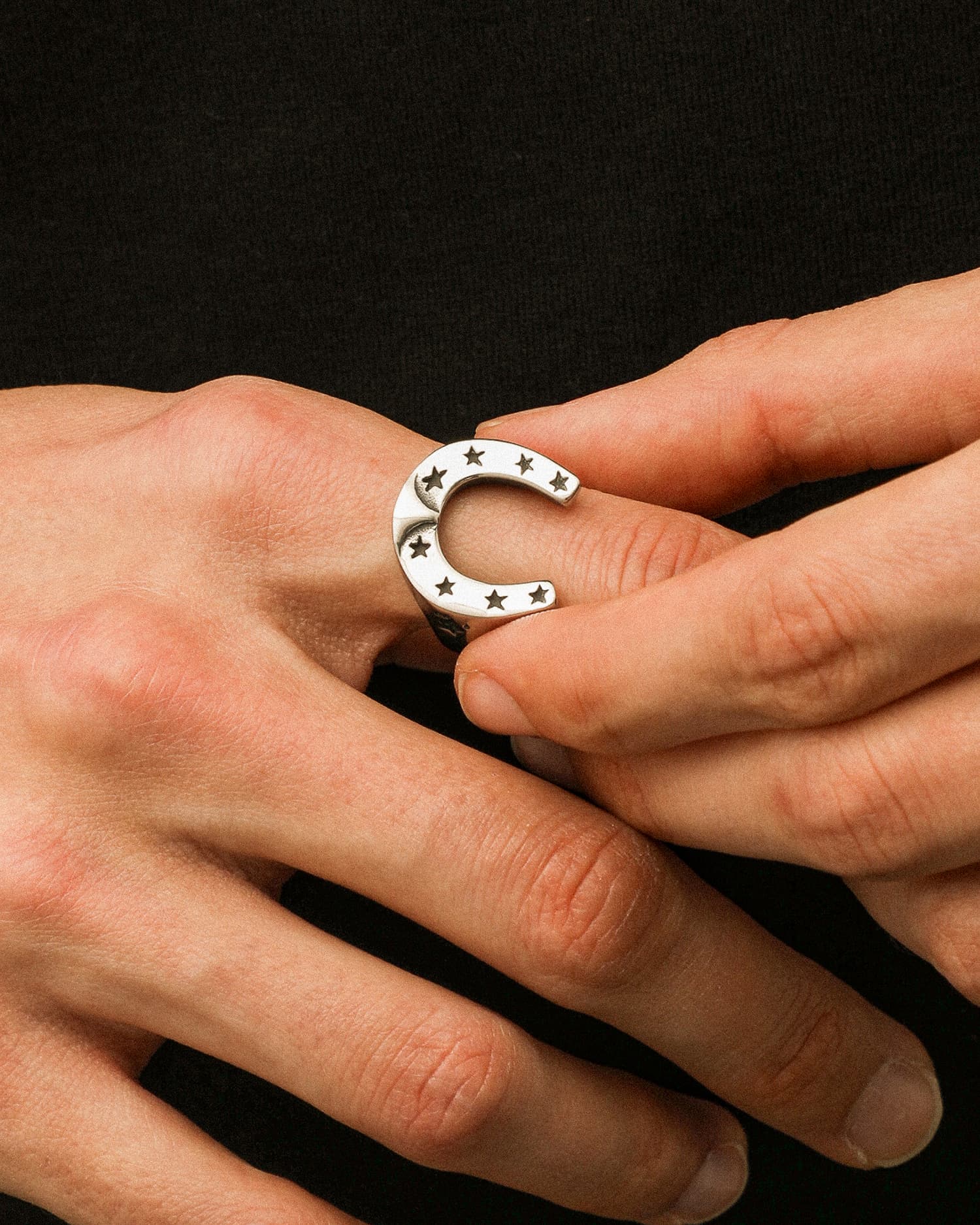 Lucky Horseshoe Ring – Stainless Steel Statement Ring | DOMNO.