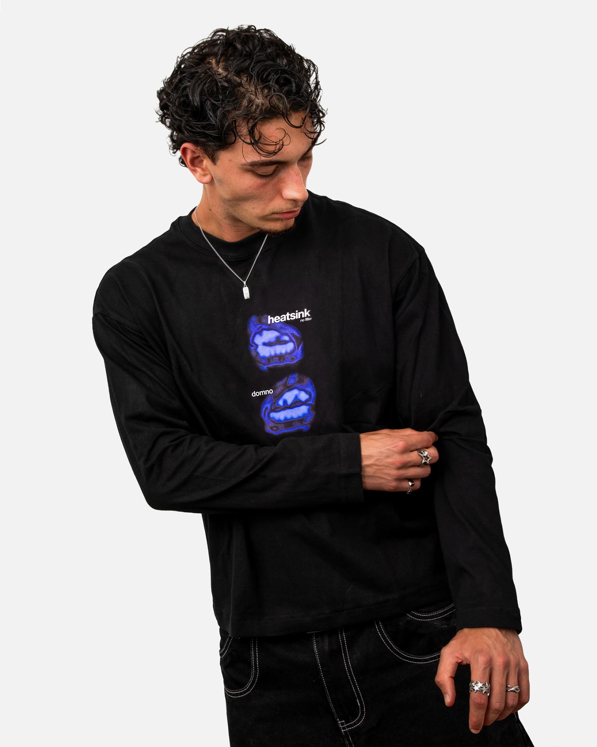 Model is 5'10" (180cm), wearing size S
