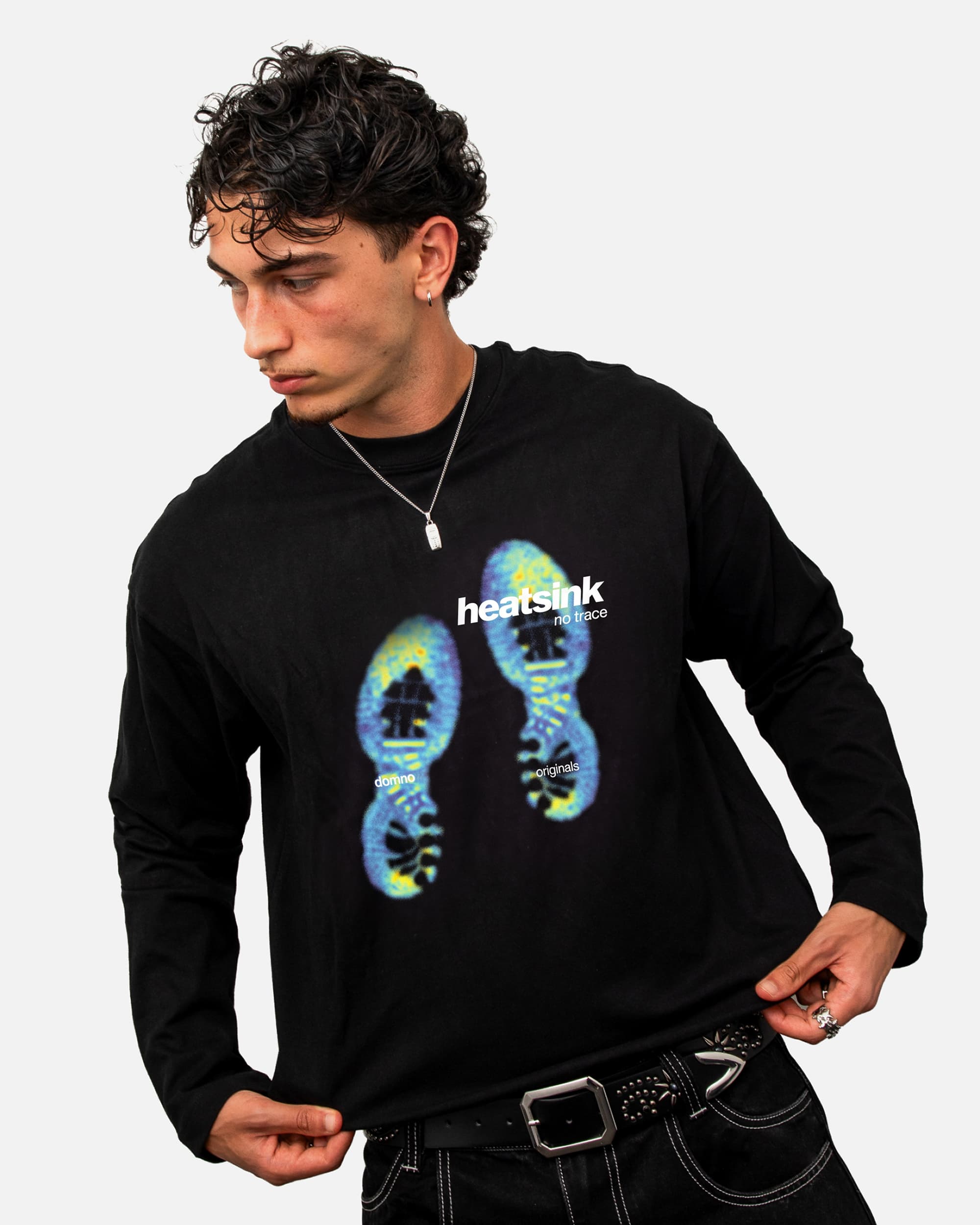 Model is 5'10" (180cm), wearing size S