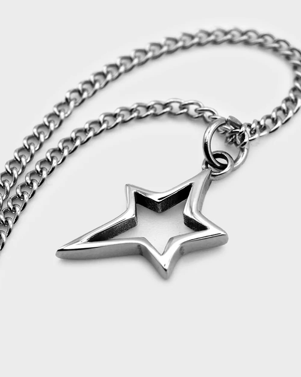 Star Pendant – Streetwear Starpoint Necklace | DOMNO.