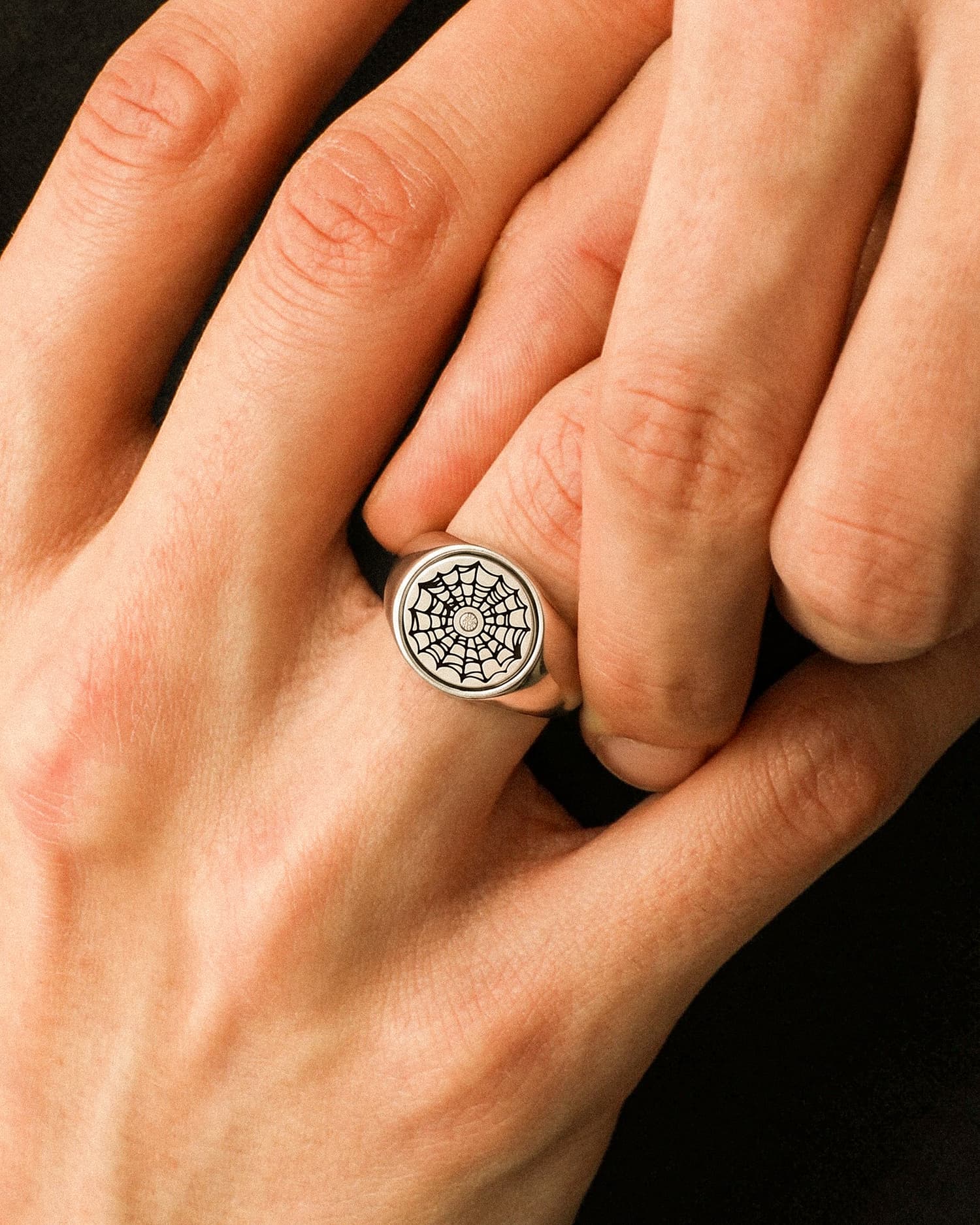 Spider Web Spinner Ring - Stainless Steel Streetwear Ring | DOMNO.